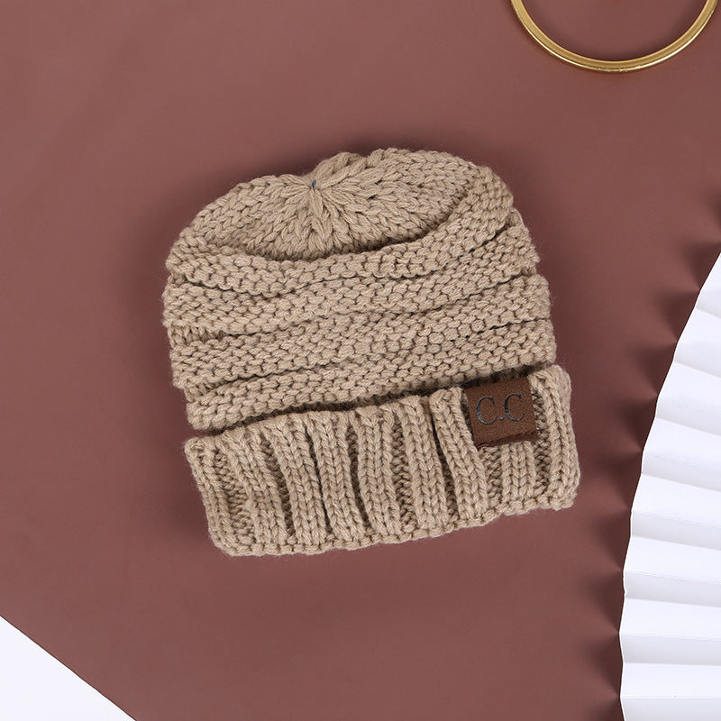 Pure color warm knit hat for  Autumn and winter