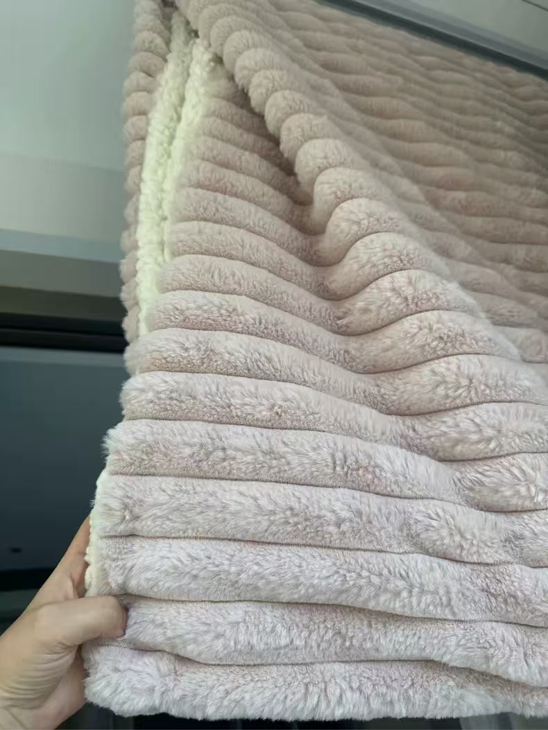 super soft warm thick pretty high quality Rabbit fleece blanket for winter sofa bed throw