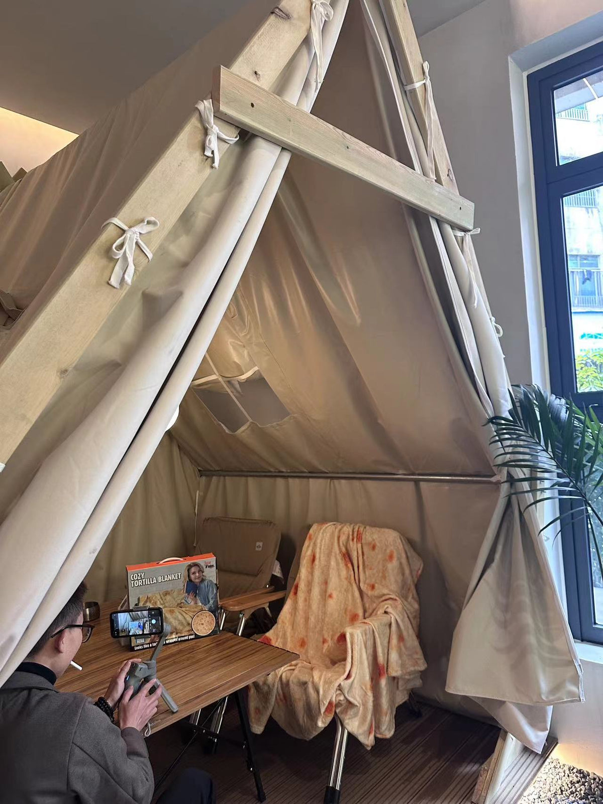 Throw Blanket  Soft and Comfortable Flannel Taco Blanket